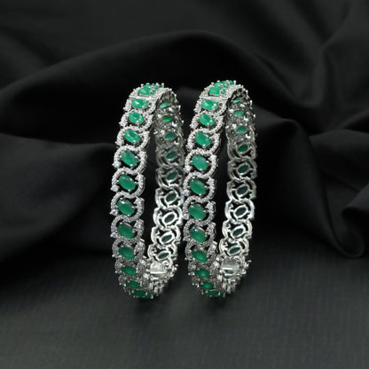 Interlocking link Rhodium bangles with oval accents