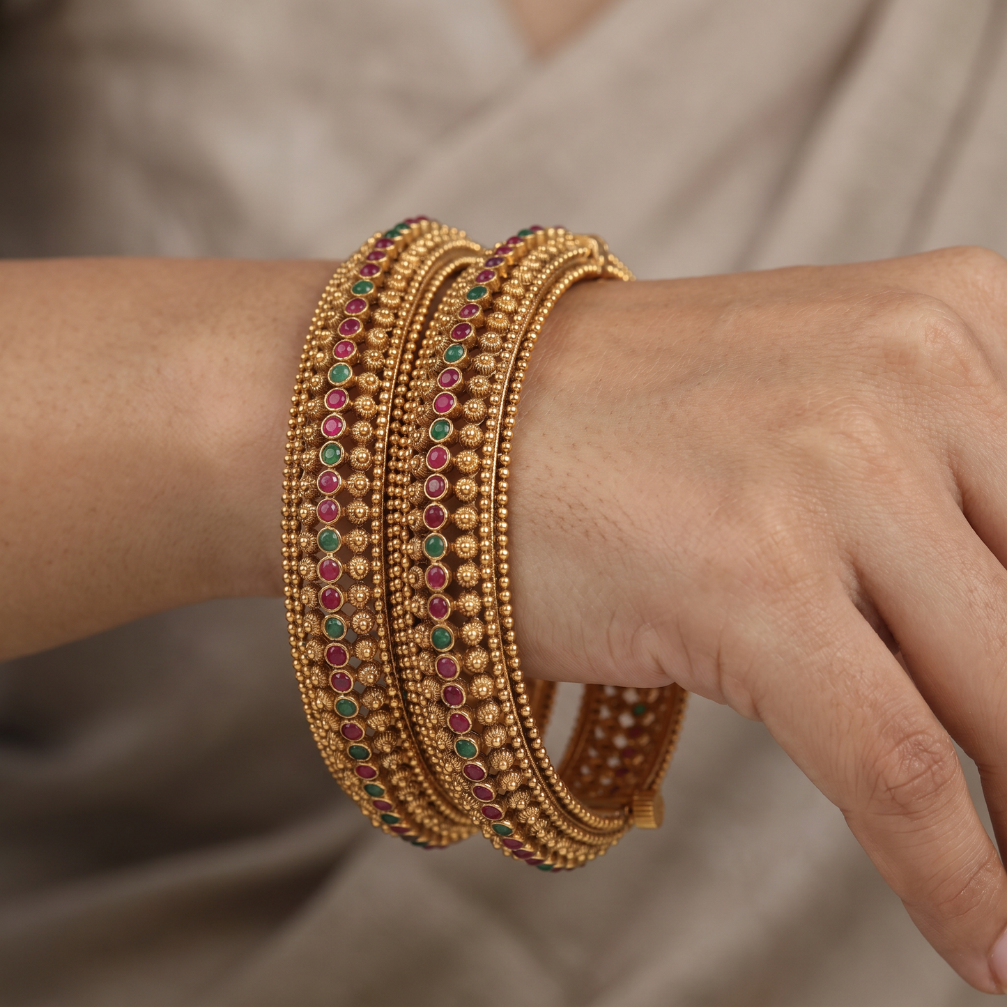 Antique Wedding Bangles with Classic Heritage Detailing