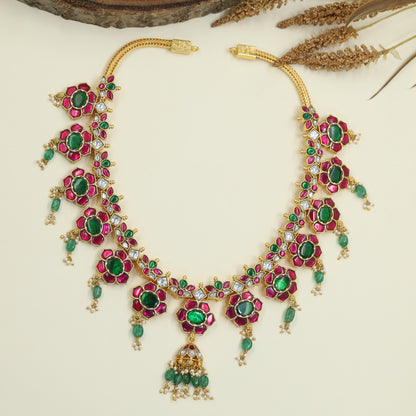Signature Jadau Necklace with Bloom Inspired Design