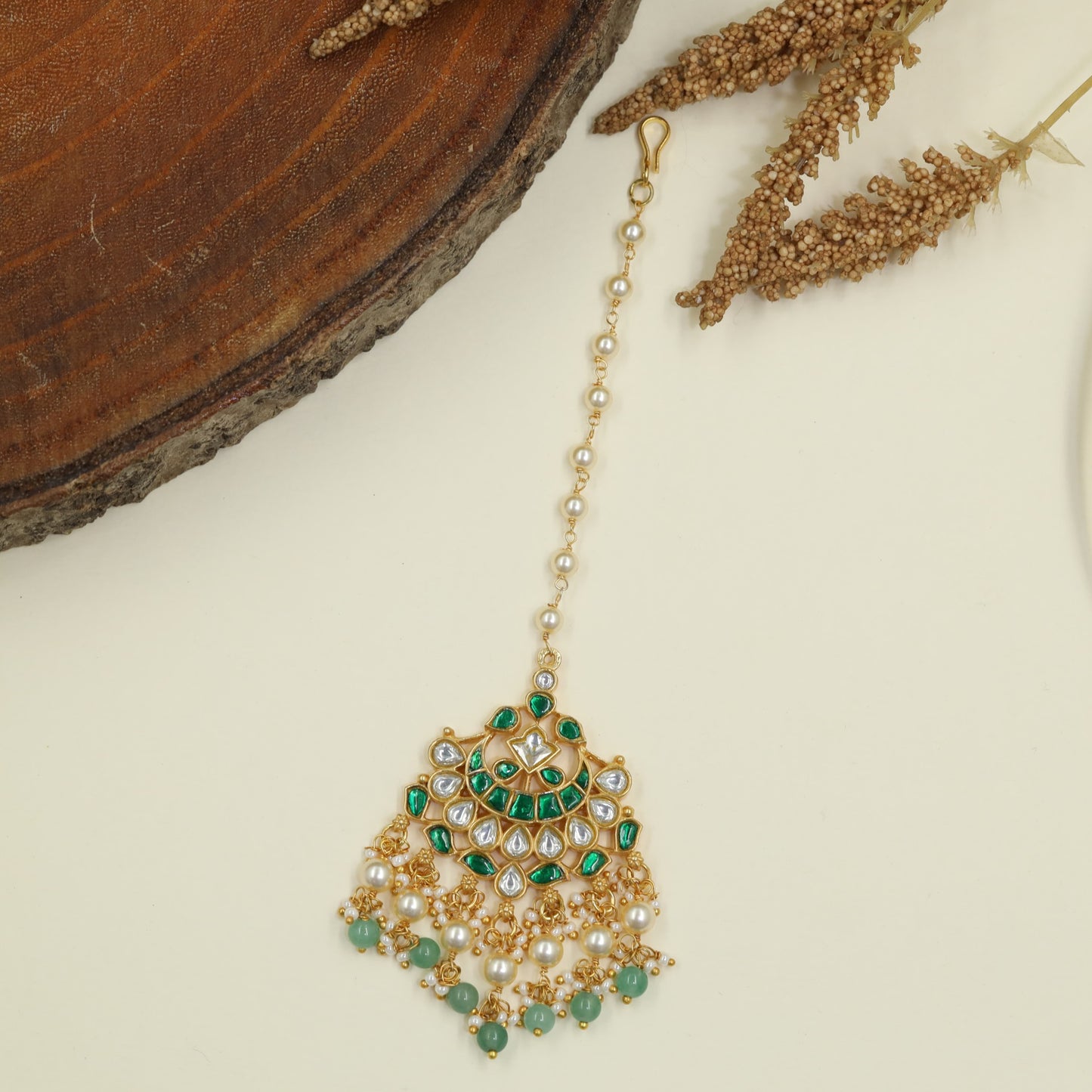 Jadau Chand Tikka with Pearl Fringe Design