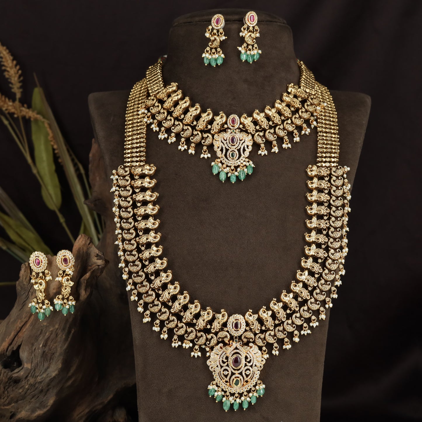 Masterpiece Peacock Link Antique Combo Set with Decorative Openwork Medallions