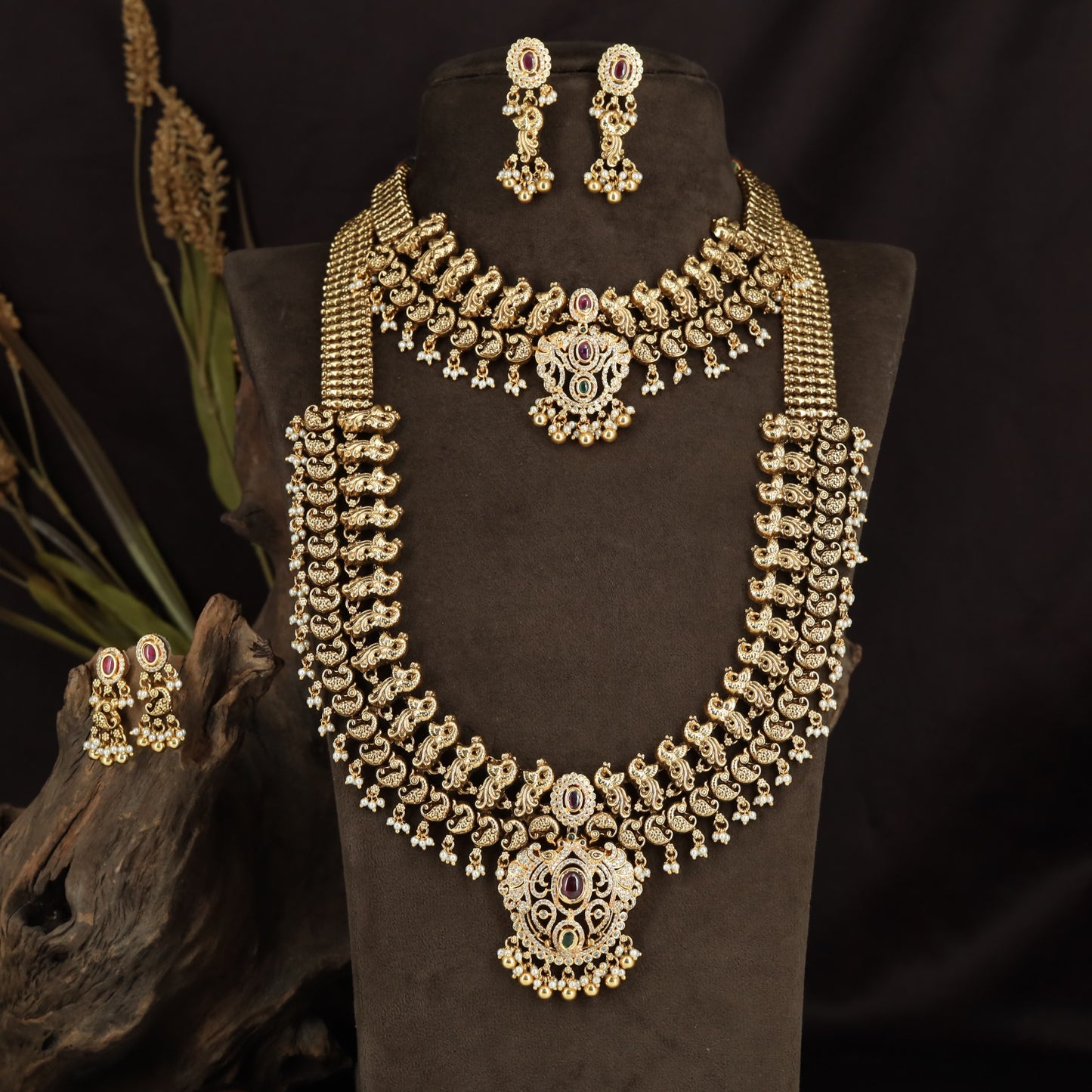Masterpiece Peacock Link Antique Combo Set with Decorative Openwork Medallions