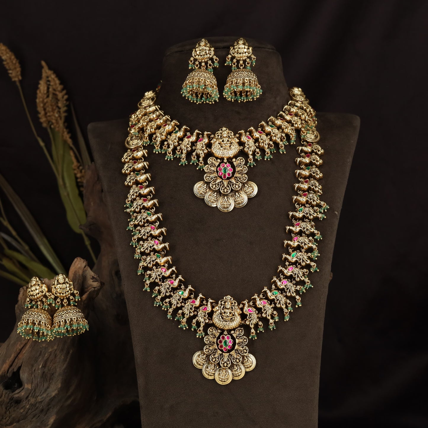 Classic Temple Antique Combo Set with Peacock Link Heritage Artistry
