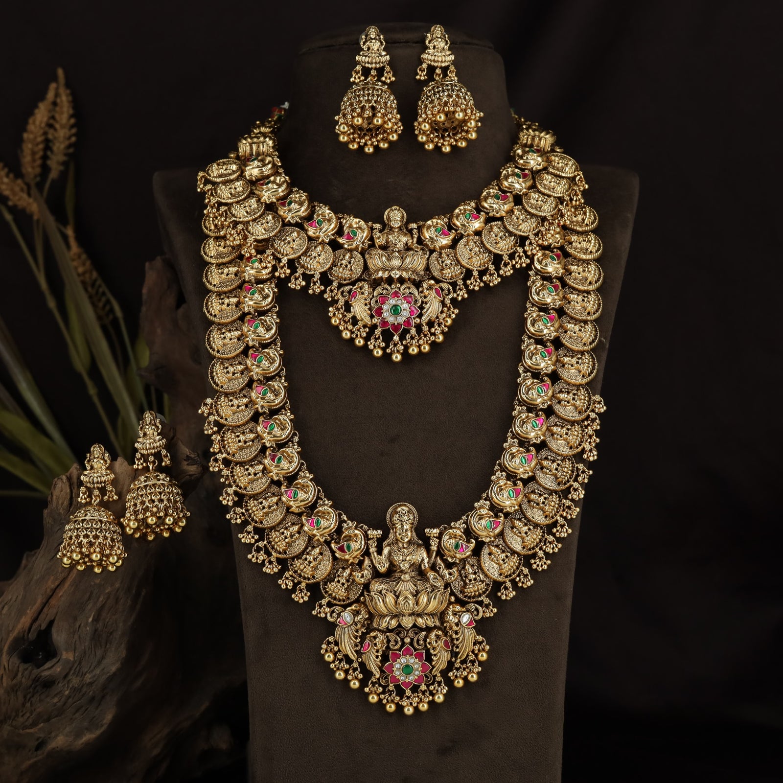 Signature Antique Combo Set with Lakshmi Heritage Craftsmanship