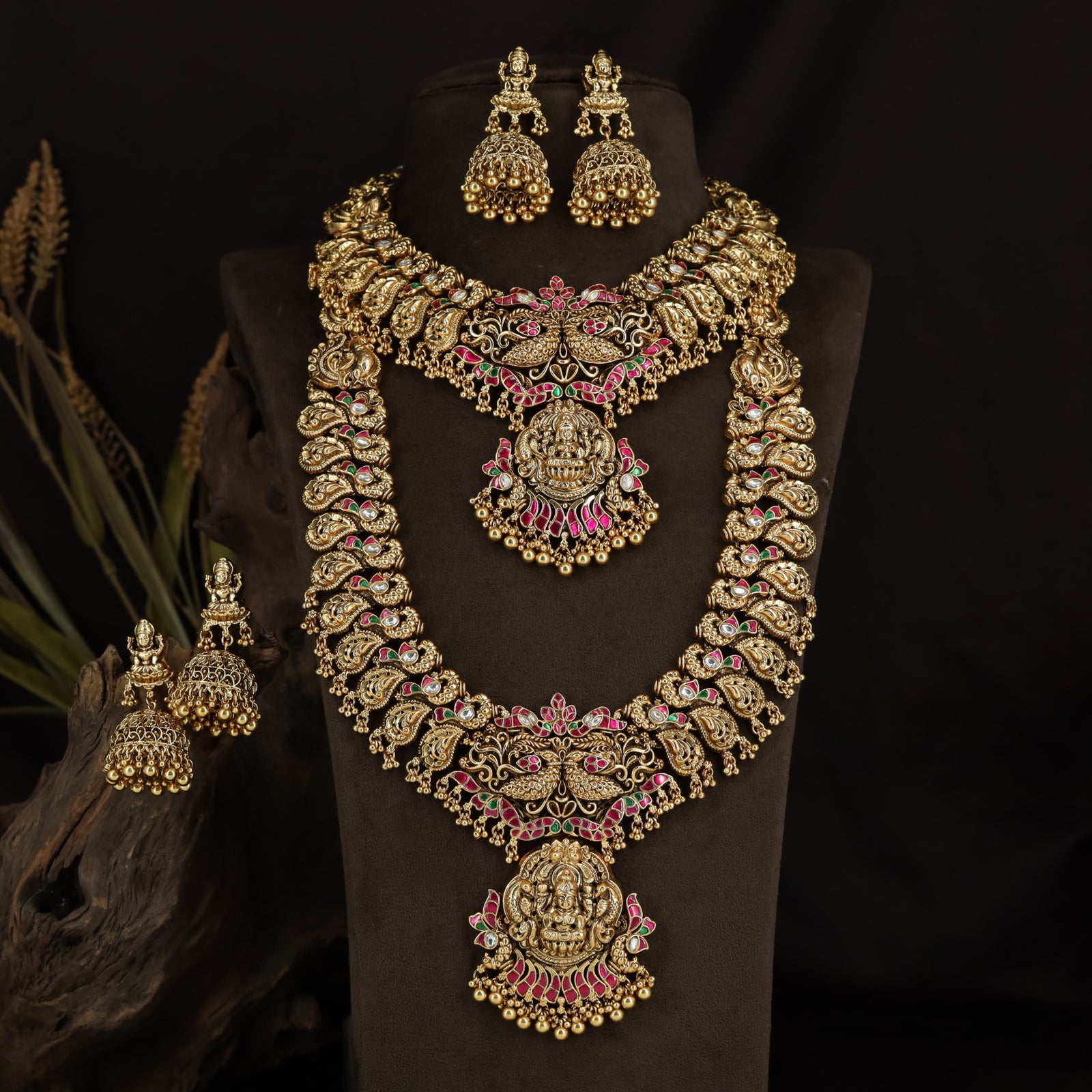 Signature Antique Combo Set with Coordinated Lakshmi Temple Artistry