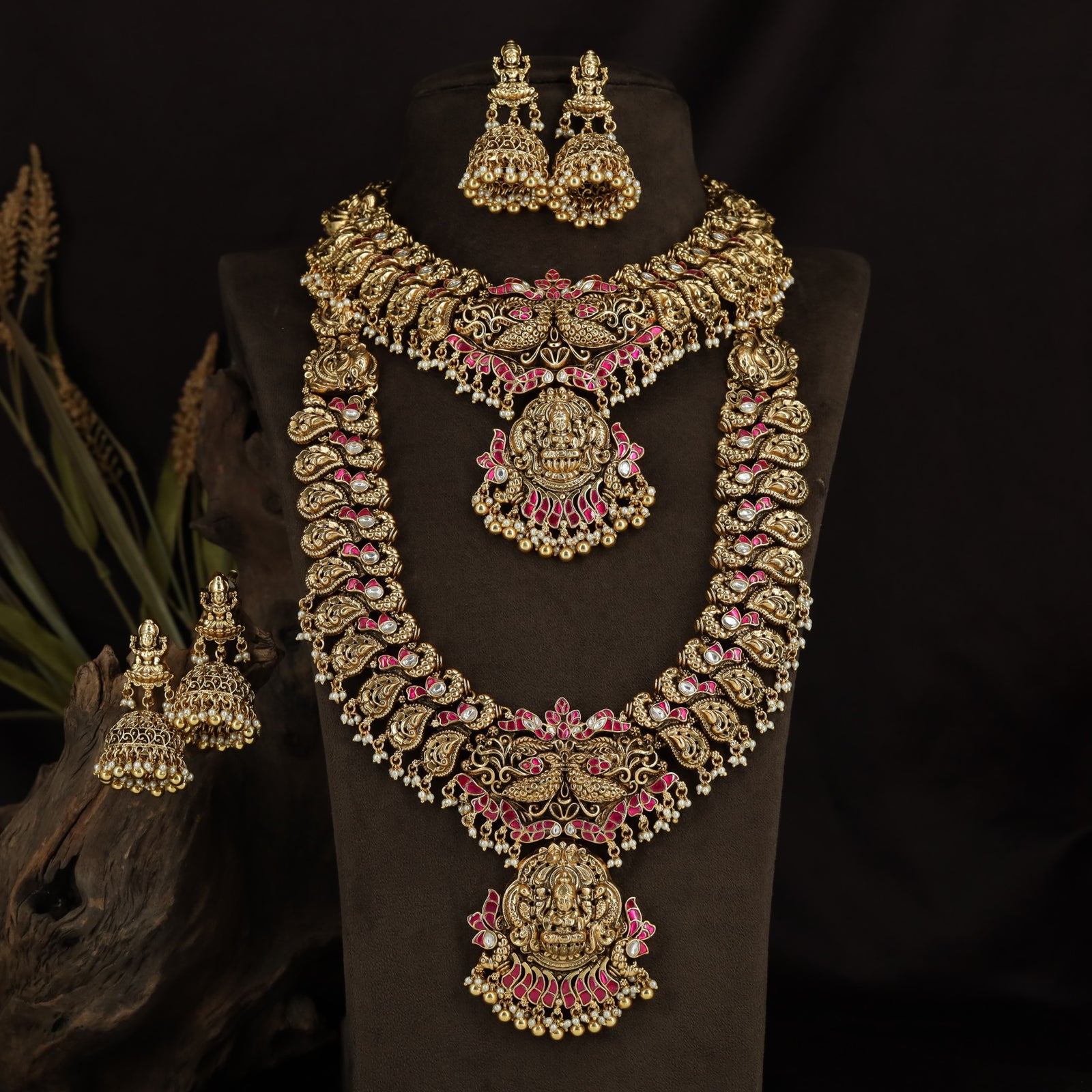 Signature Antique Combo Set with Coordinated Lakshmi Temple Artistry