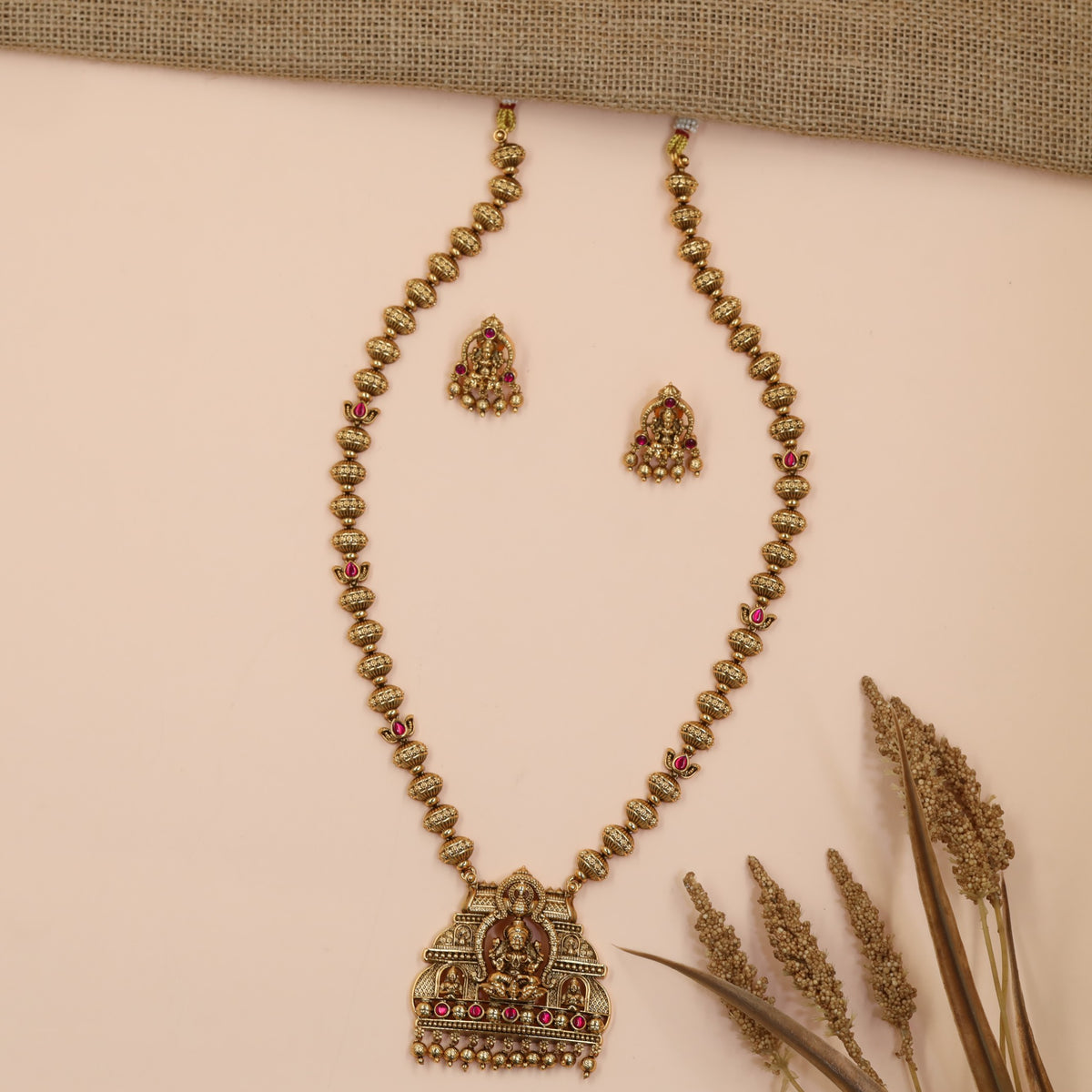 Lakshmi Antique Chain Set with Pendant and Temple Design