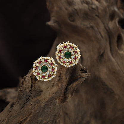 Rosette Jadau Stud with Decorative Beaded Border
