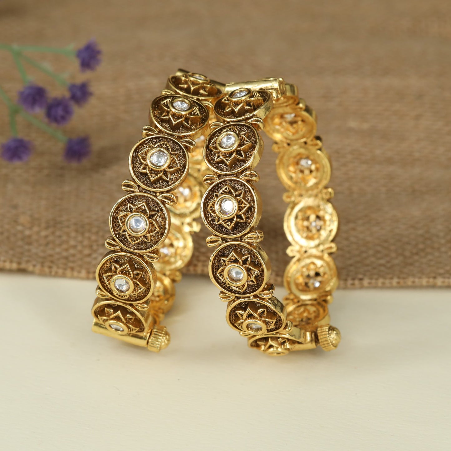 Circular Medallion Antique Bangles with Radiating Centre Design for Traditional Elegance