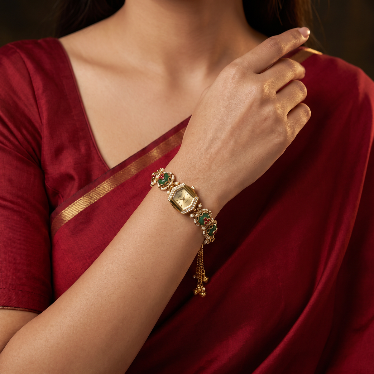 Heritage Kundan Watch with Ornamental Floral Accents