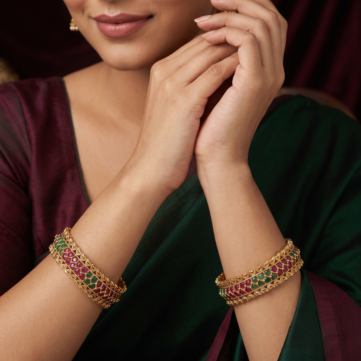 Lattice Antique Bangles with Intricate Leaf Borders