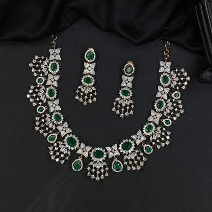 GJ Butterfly Necklace Set with Oval Elements