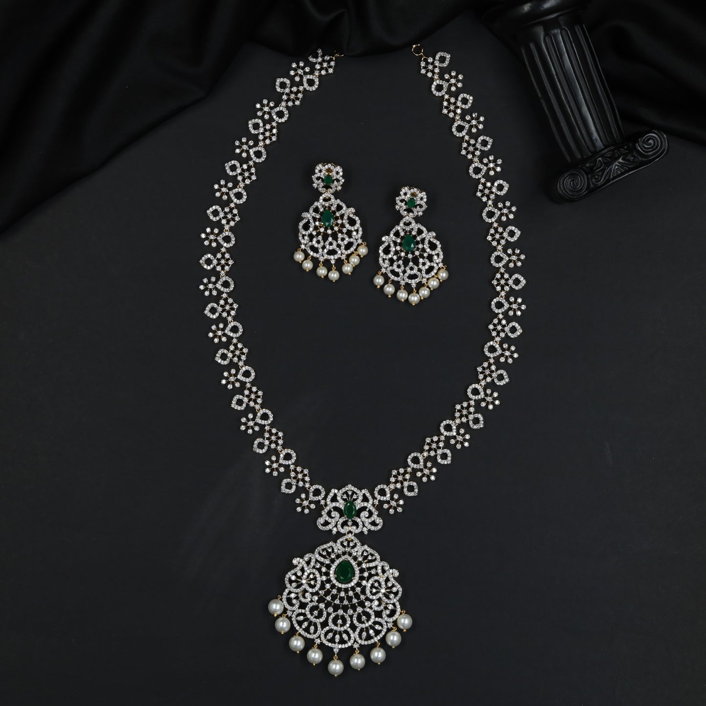 Floral Victorian GJ Long Haara with Ornate Pendant Design