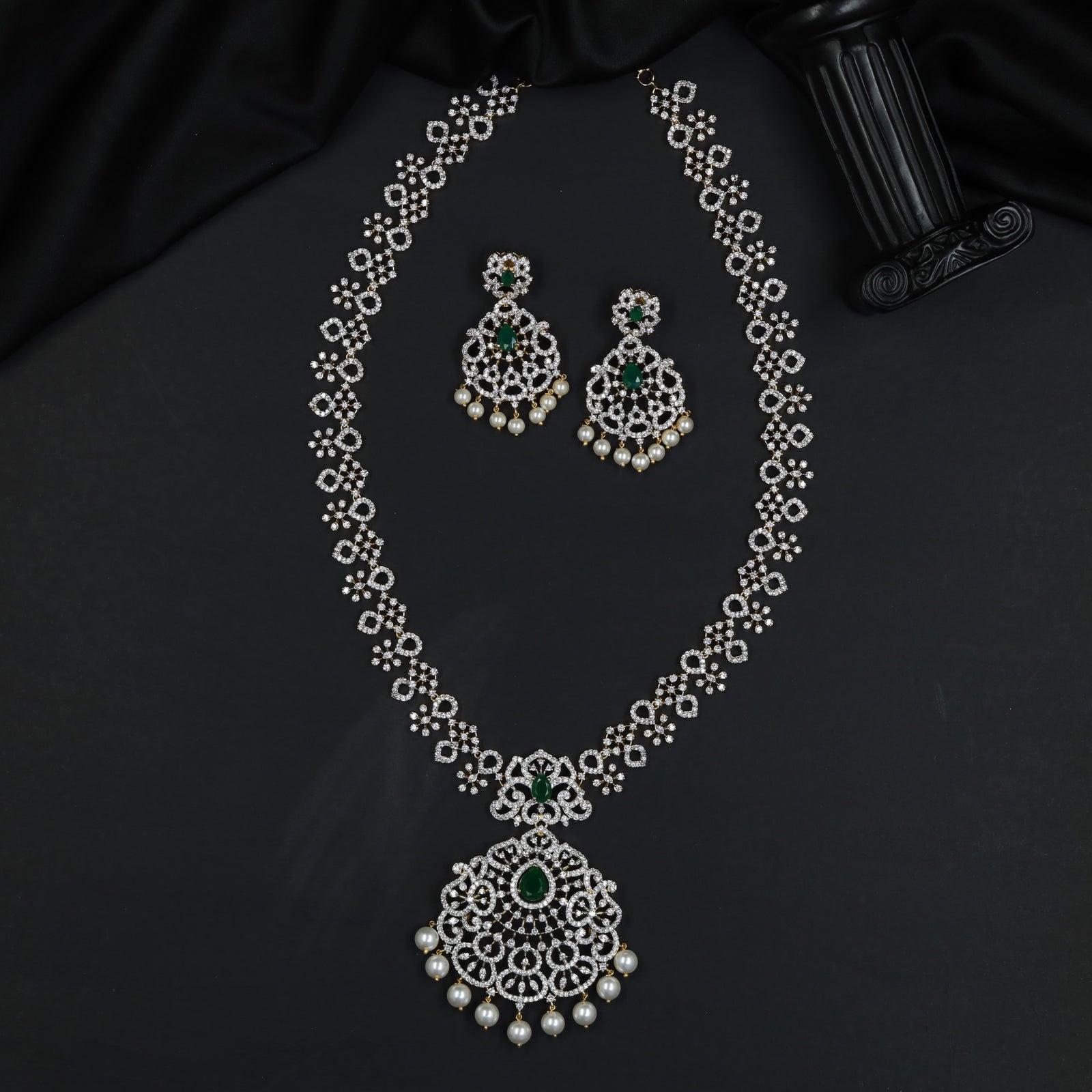 Floral Victorian GJ Long Haara with Ornate Pendant Design