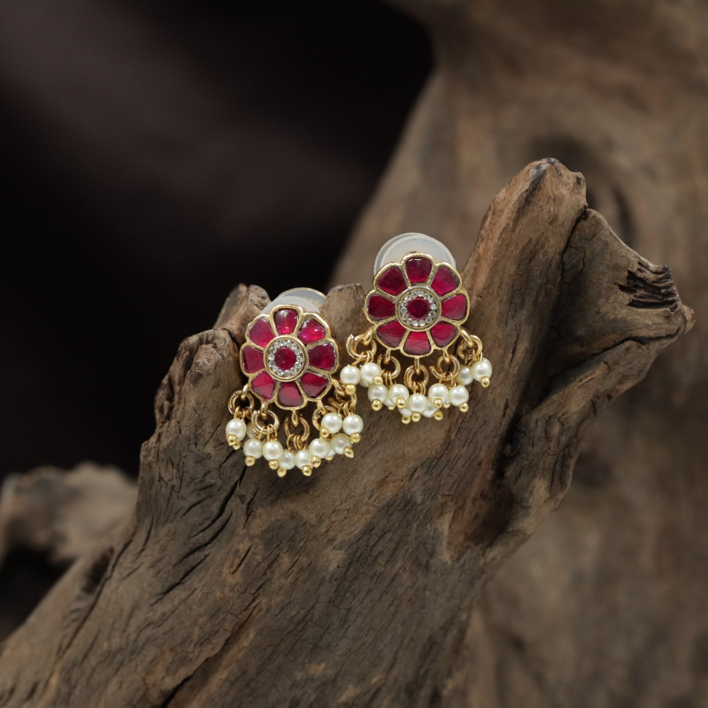 Statement Floral Antique Stud with Intricate Petal Craftsmanship