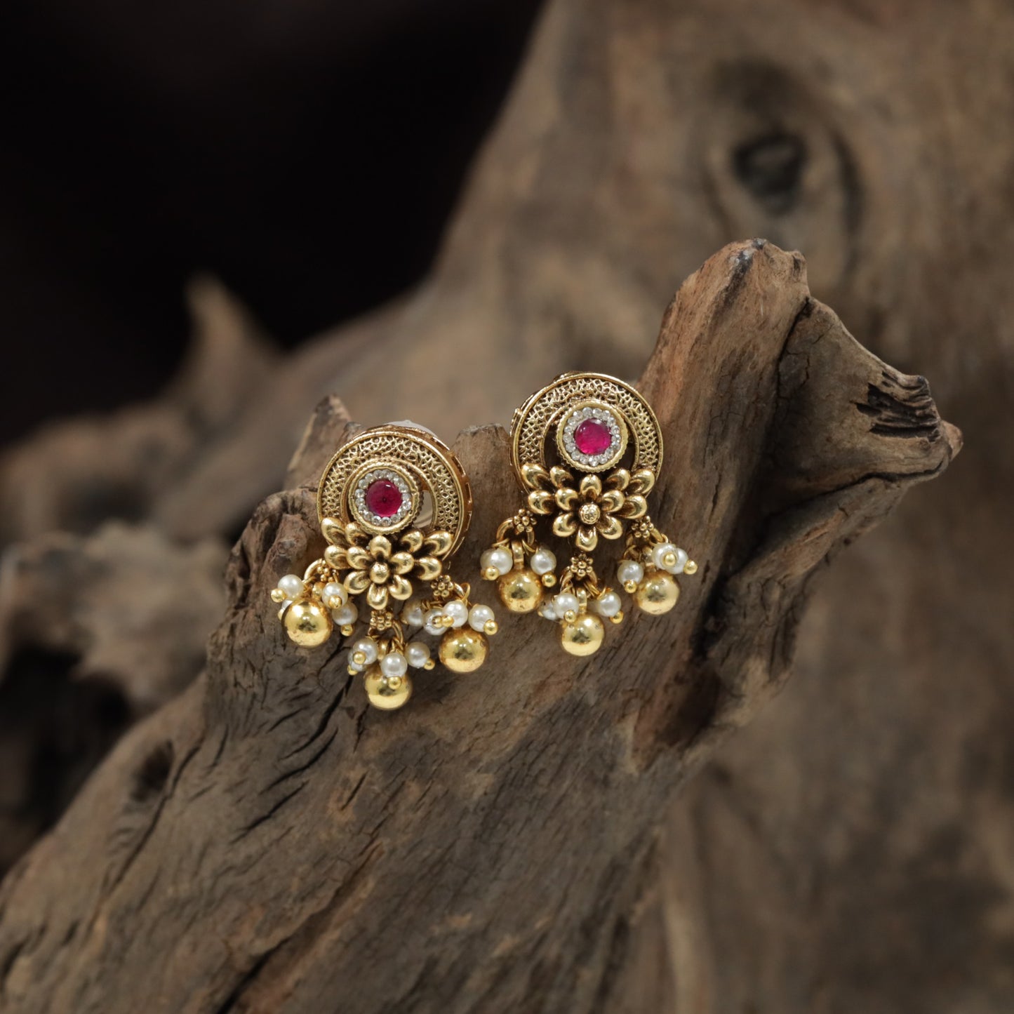 Heritage Floral Antique Stud with Ornamental Blossom Detailing