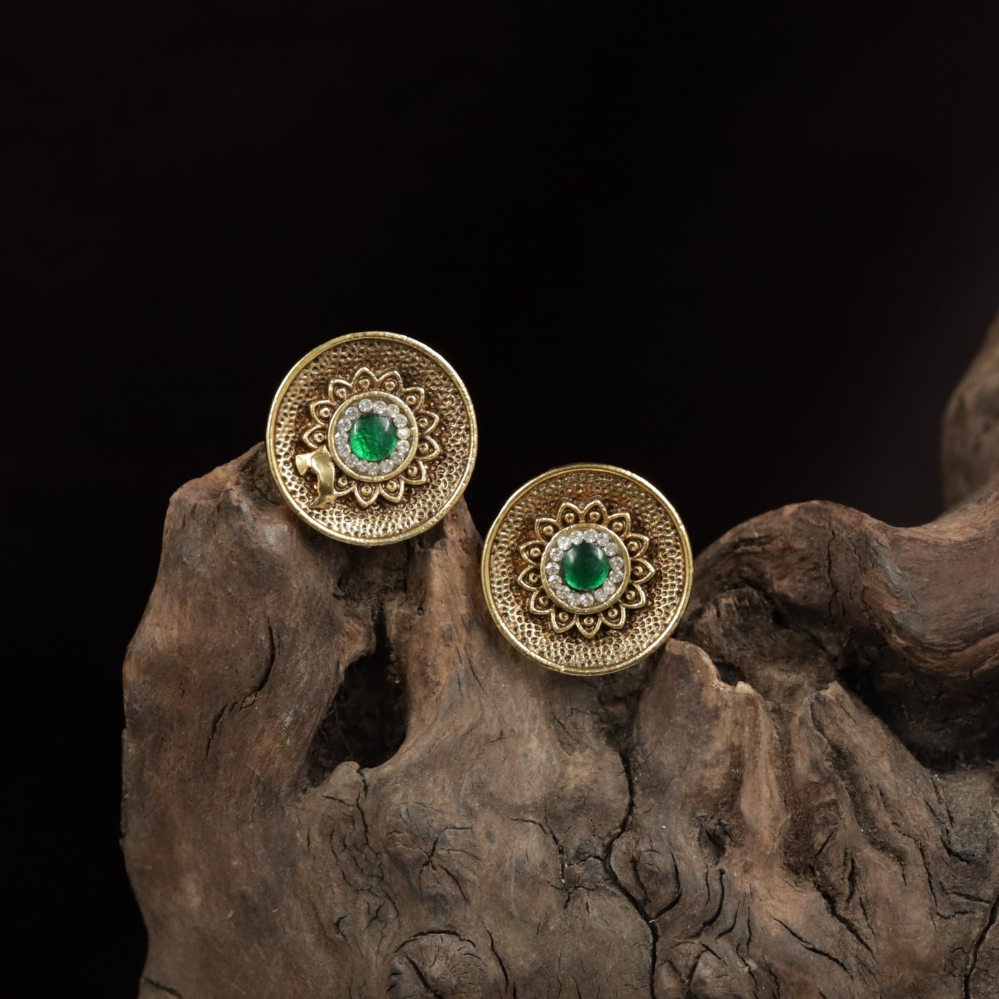 Royal Inspired Circular Stud With Layered Rosette Pattern