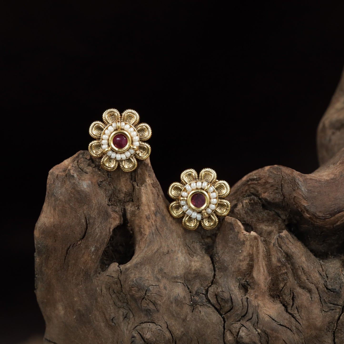 Antique Stud Featuring a Daisy-Inspired Rosette Design