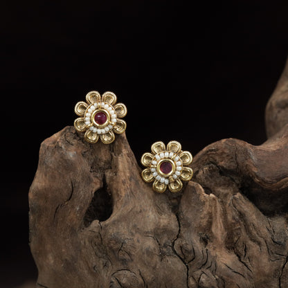 Antique Stud Featuring a Daisy-Inspired Rosette Design