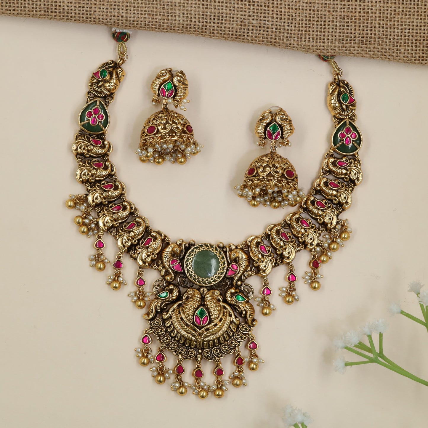 Detailed Antique Necklace with Curved Links and Pendant Work