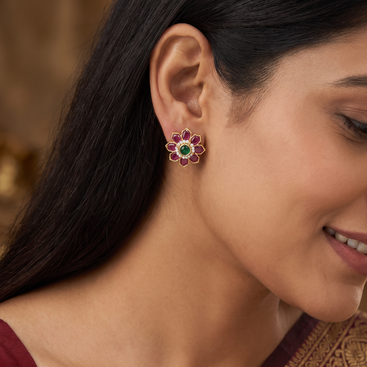 Floral Antique Stud Featuring a Defined Circular Centre