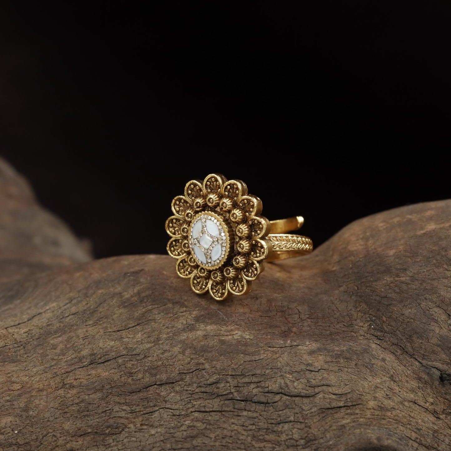 Antique Finger Ring with Symmetrical Petal Work and Fine Ornamental Detailing