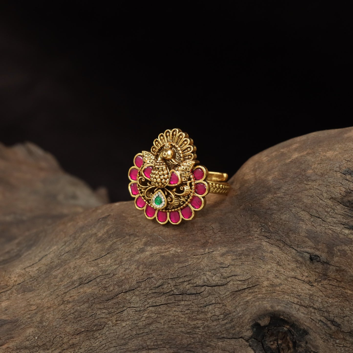 Peacock Centre with Ornamental Petals and Fine Detailing Antique Finger Ring
