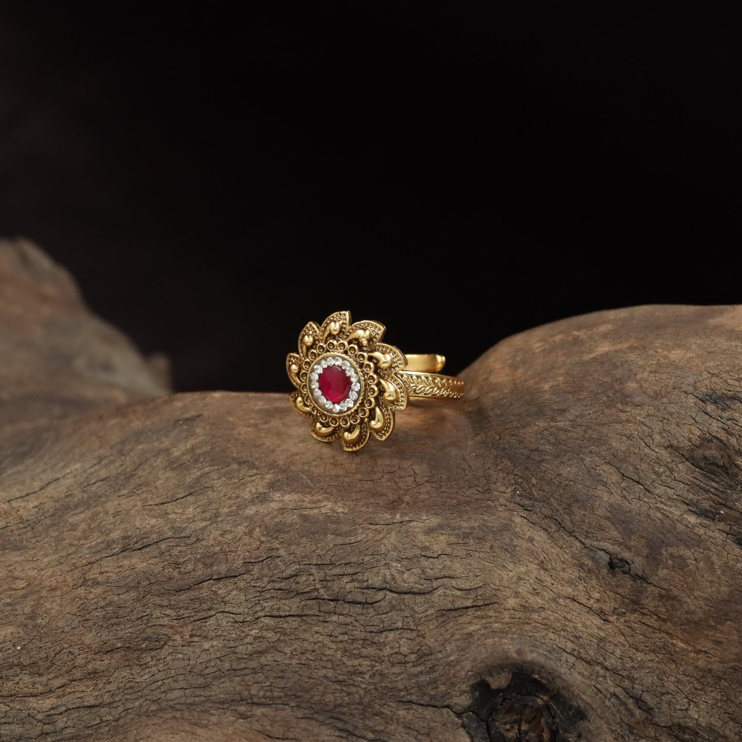 Floral Antique Finger Ring with Sculpted Petals and Ornate Centre