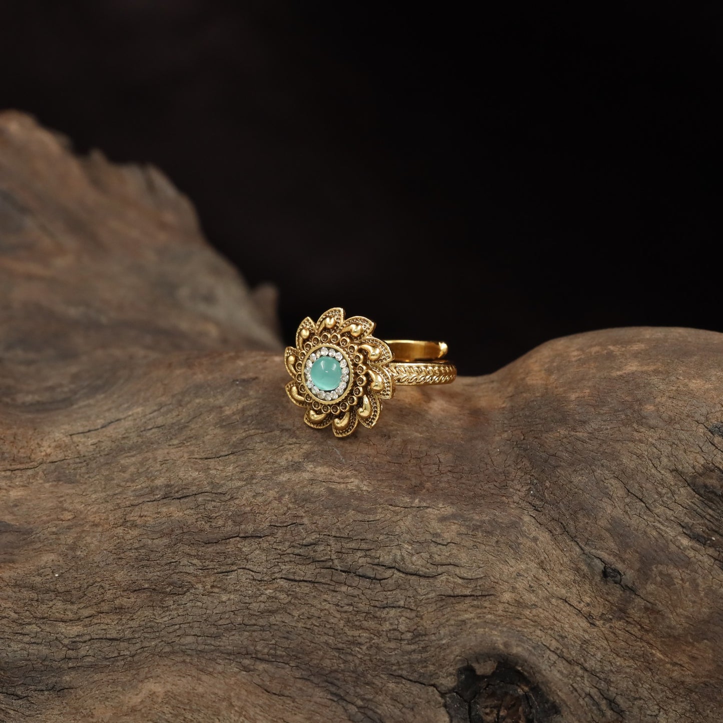 Floral Antique Finger Ring with Sculpted Petals and Ornate Centre