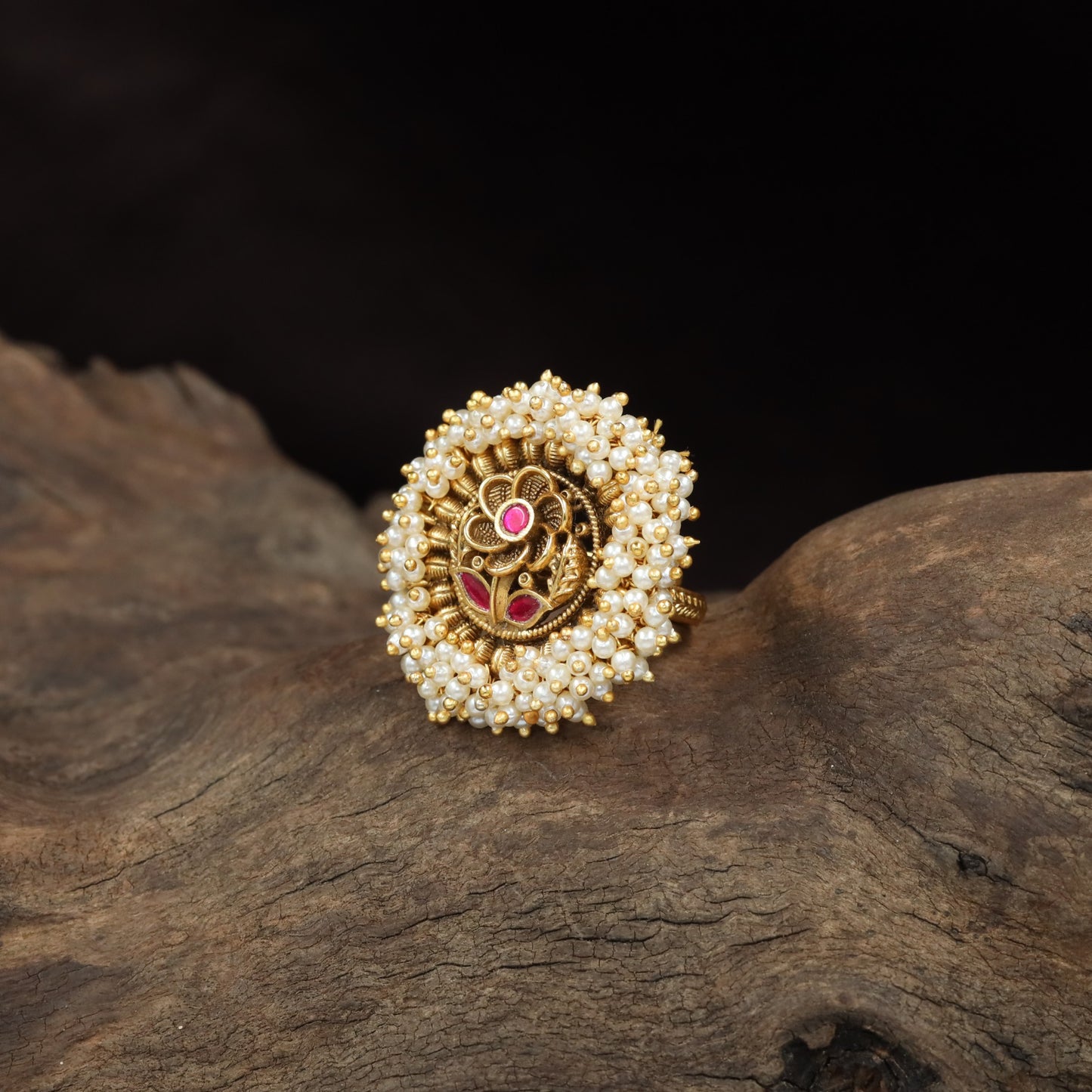 Circular Beaded Frame and Sculpted Floral Details Antique Finger Ring