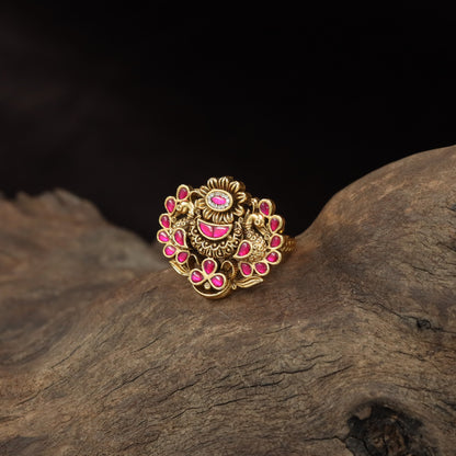 Traditional Antique Finger Ring Featuring Floral Openwork and Decorative Petals