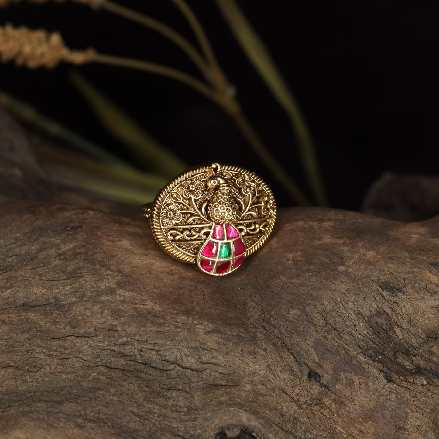 Peacock Antique Finger Ring with Sculpted Details and Floral Scrollwork
