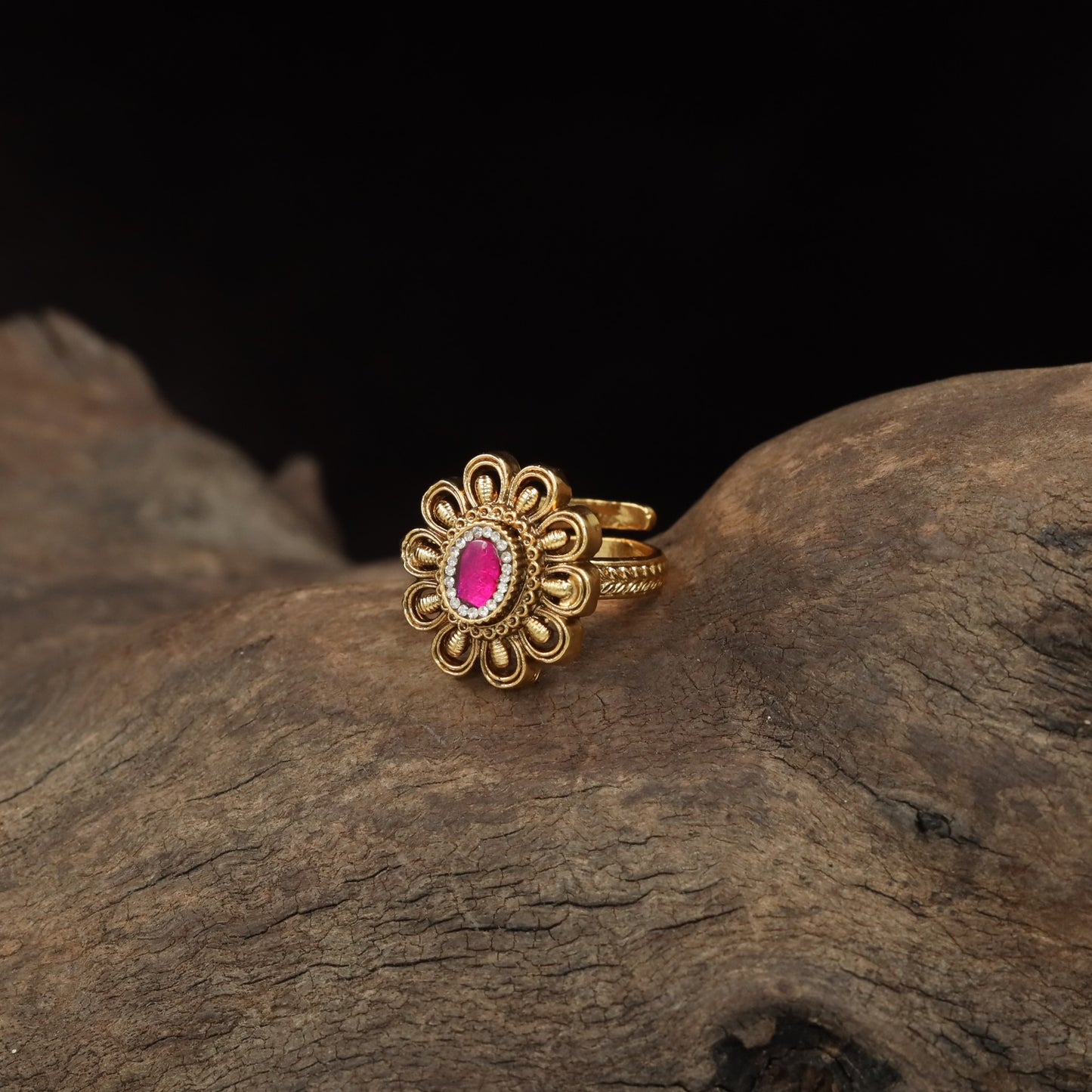 Traditional Antique Finger Ring with Rounded Petal Work and Fine Openwork