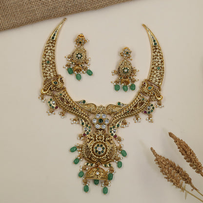 Grand Antique Necklace Set with Curved Carved Elements