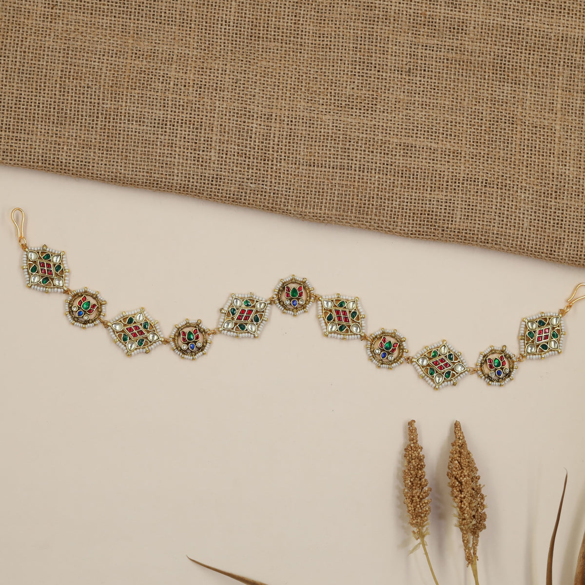 Jadau Diamond Panel Shishphul with Roundels