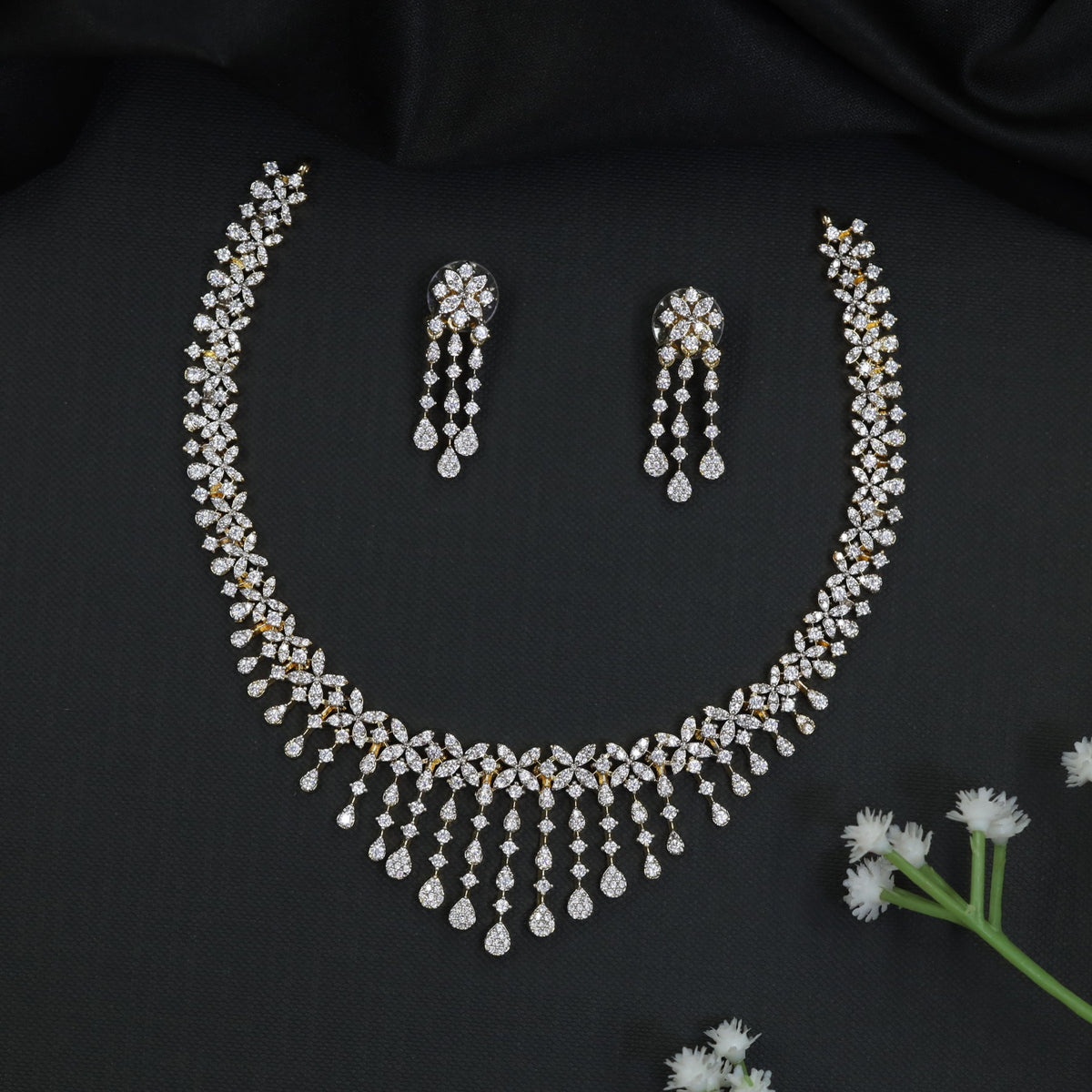 GJ Petal Garland Necklace Set with Teardrops