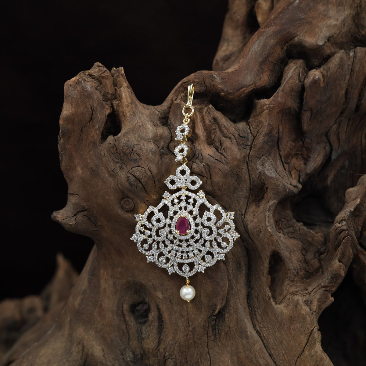 GJ Geometric Tikka with Framed Oval Centre