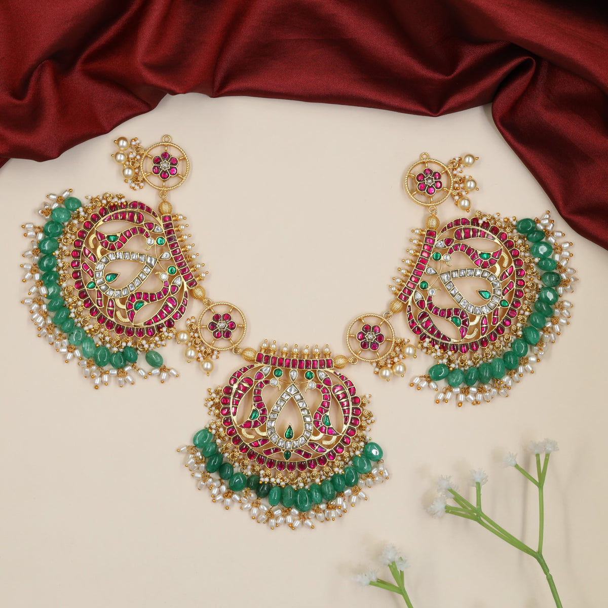 Jadau Floral Roundel Necklace with Curved Petal Work
