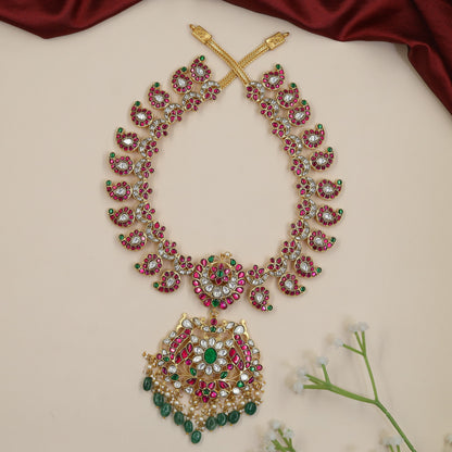 Jadau Petal Necklace with Framed Centre Pendant