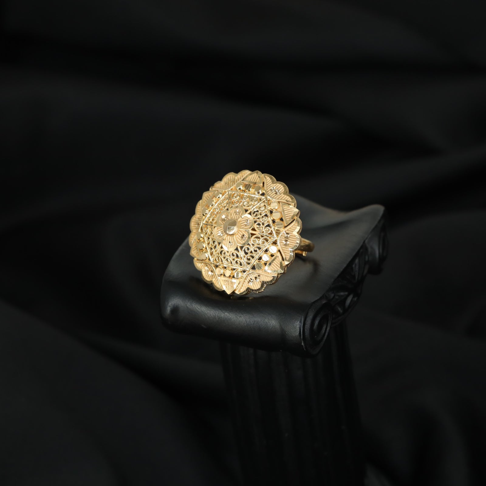Petal Framed Forming Finger Ring with Fine Filigree Detailing