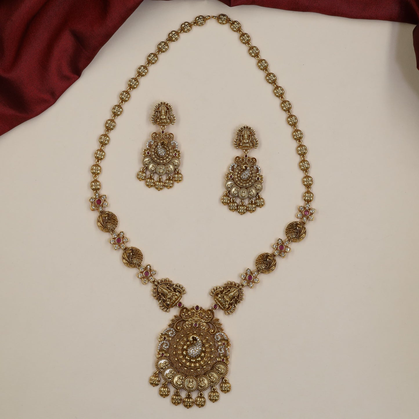 Antique Long Haara with Peacock Medallions and an Elaborate Centre Pendant