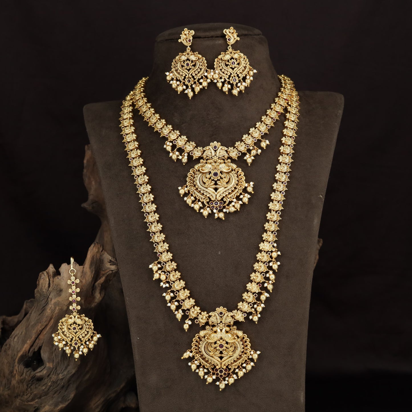 Floral Antique Combo Set with ornate pendants and bead detailing