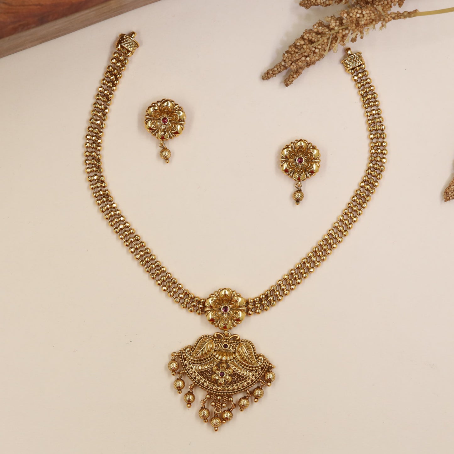 Classic Antique Necklace with Double Beadwork and Curved Pendant Detailing