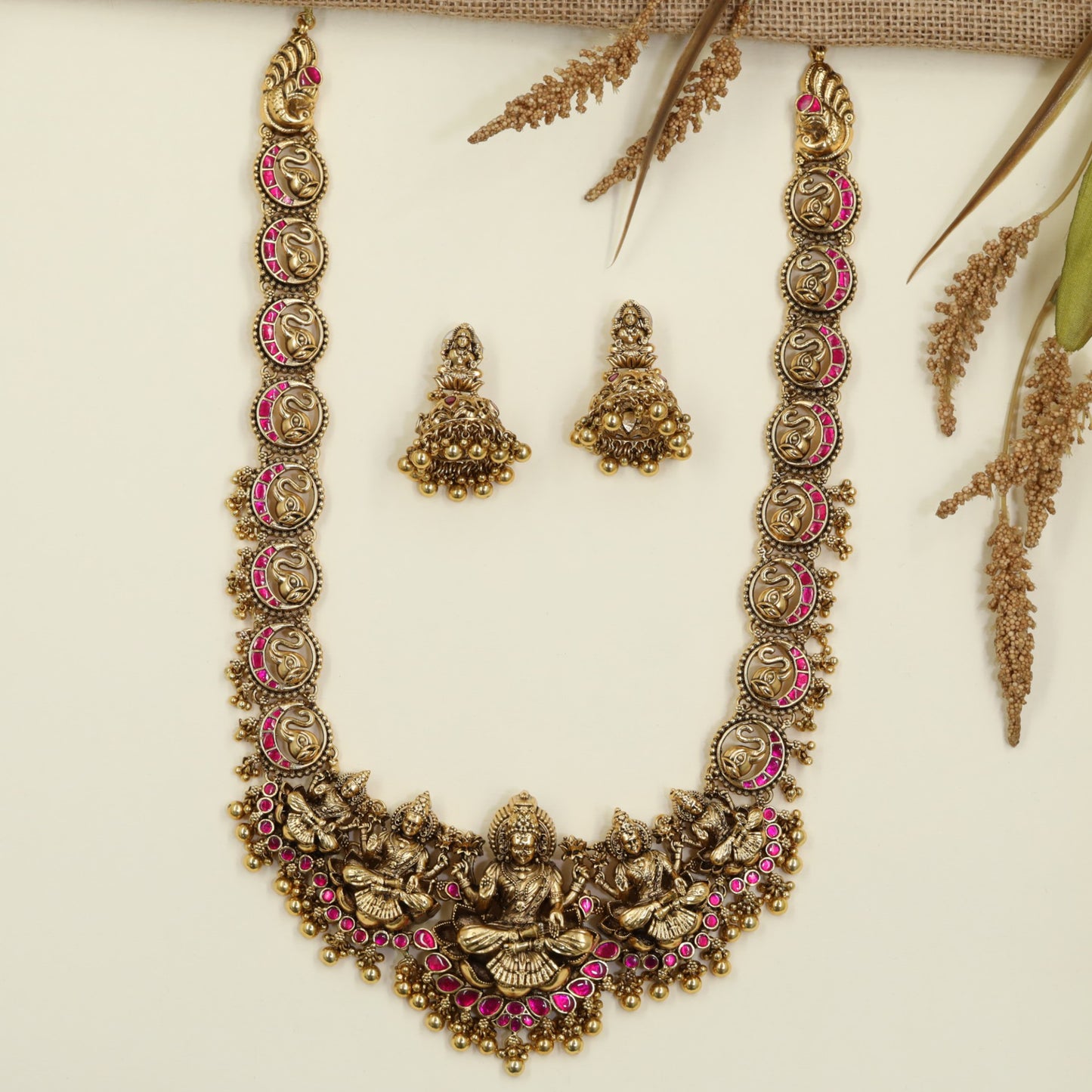 Antique Pancha Lakshmi Long Haara with Repeating Paisley Links and Grand Goddess Centre