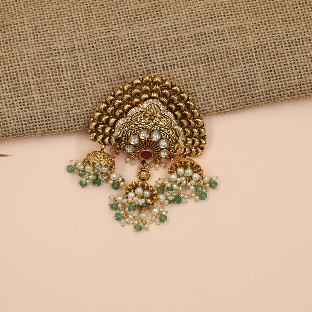 Antique Jada Bille with Scalloped Fan & Triple Drops