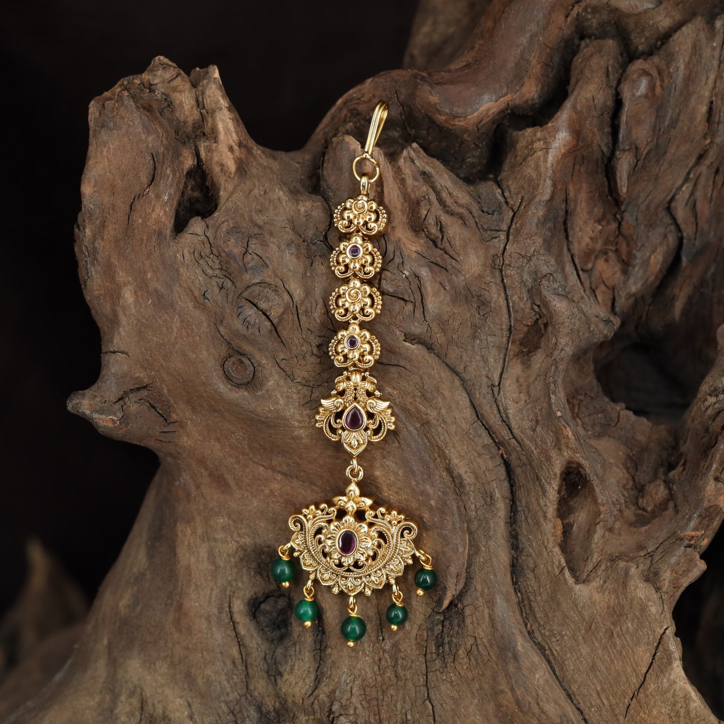 Classical Tikka With Ornamental Floral Links And Decorative Pendant