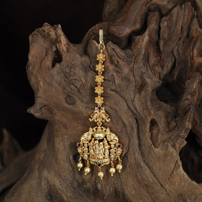 Signature Antique Tikka With Rama Sita Pendant And Ornamental Drops