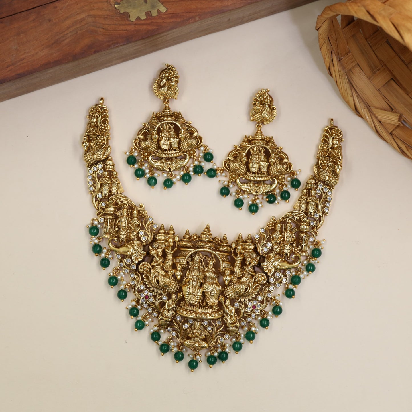 Grand Rama Sita Necklace With Intricate Pendant Frame And Sculpted Details