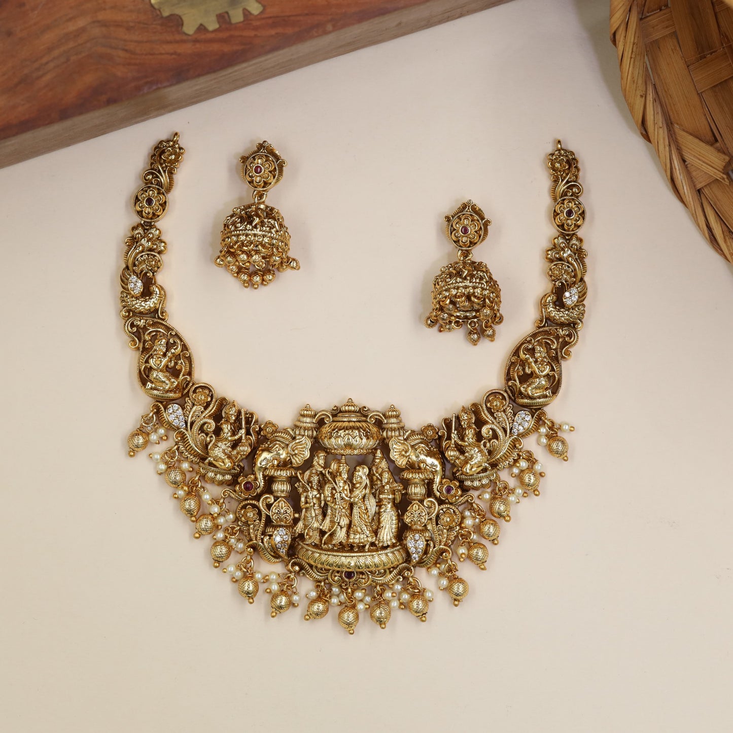 Traditional Necklace Featuring A Grand Rama Sita Lakshmana Centrepiece