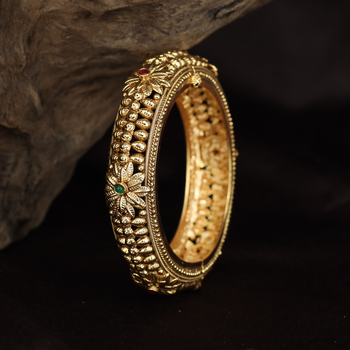 Traditional Floral Kada With Raised Leaf And Petal Detailing